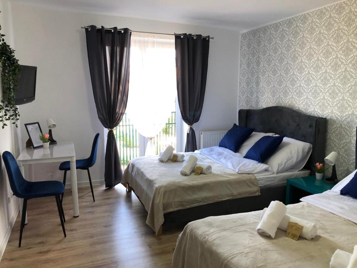 Great Polonia Ustka Bed & Breakfast Ngoại thất bức ảnh