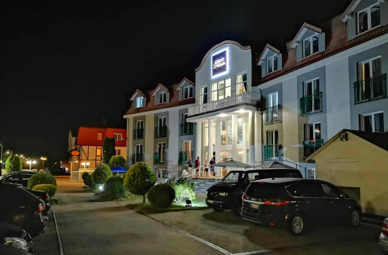 Great Polonia Ustka Bed & Breakfast Ngoại thất bức ảnh