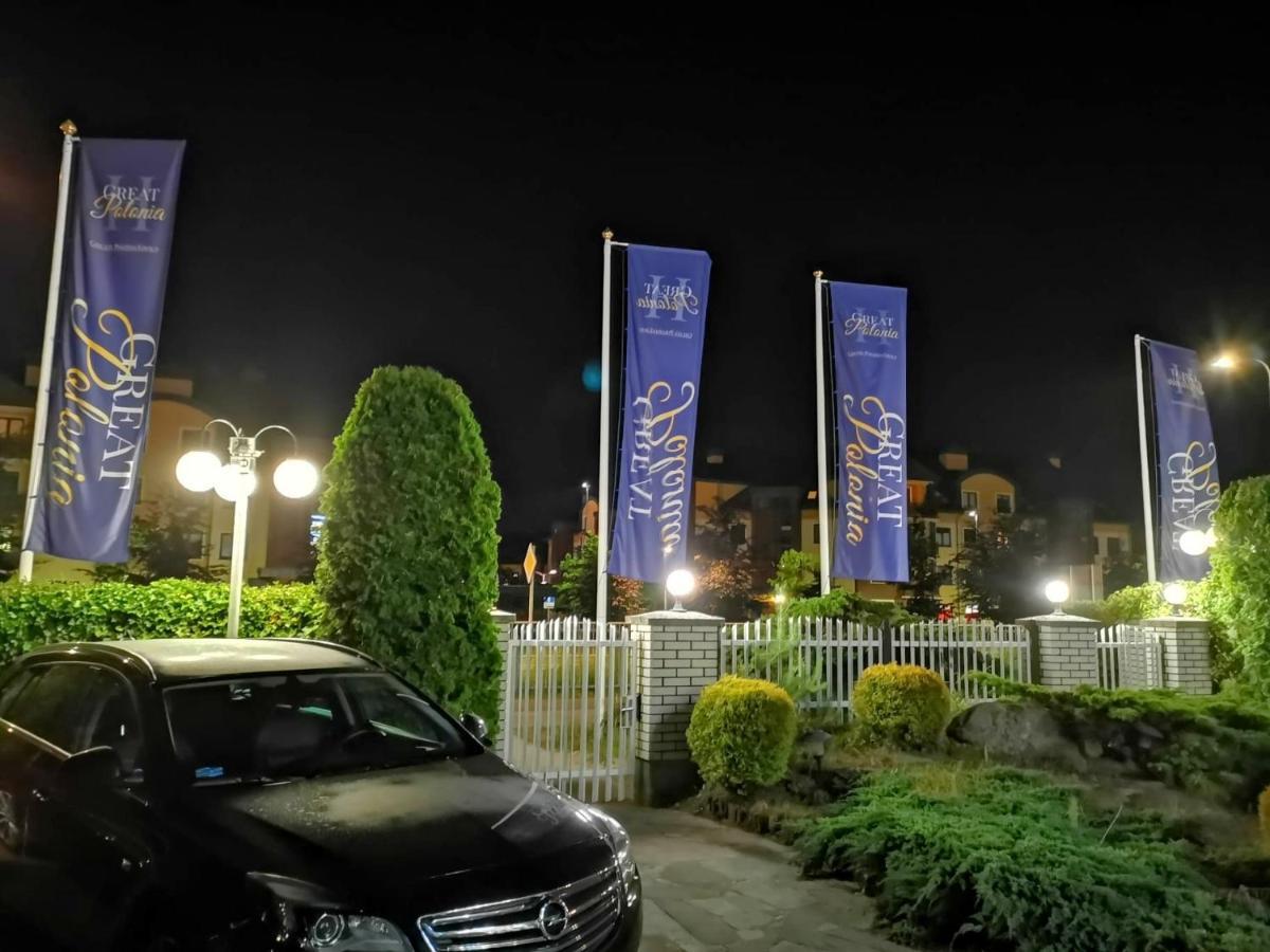 Great Polonia Ustka Bed & Breakfast Ngoại thất bức ảnh