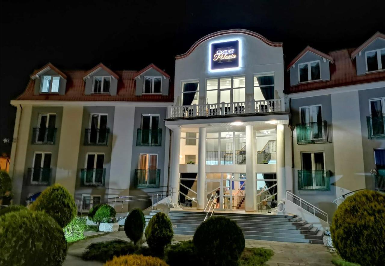 Great Polonia Ustka Bed & Breakfast Ngoại thất bức ảnh
