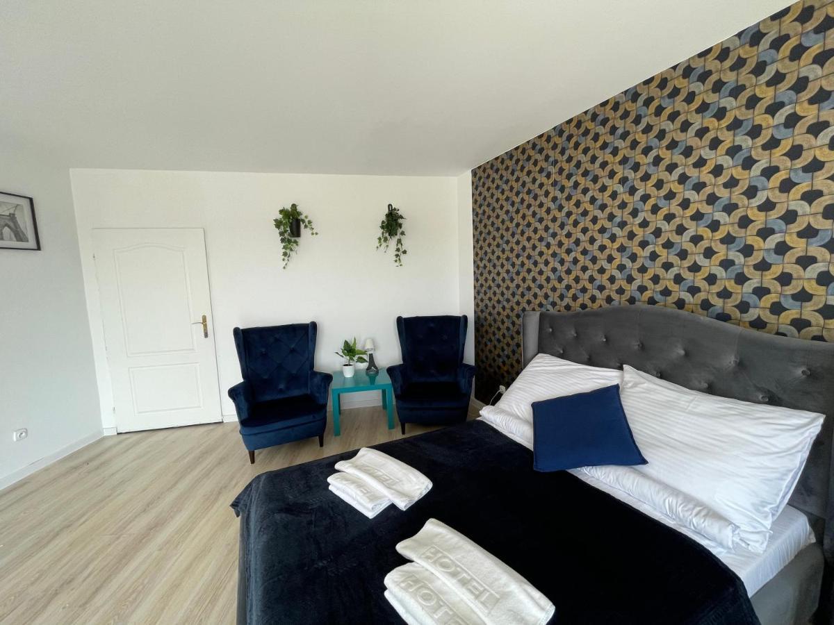Great Polonia Ustka Bed & Breakfast Ngoại thất bức ảnh