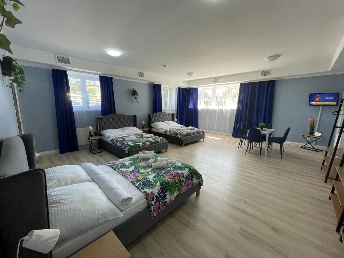 Great Polonia Ustka Bed & Breakfast Ngoại thất bức ảnh