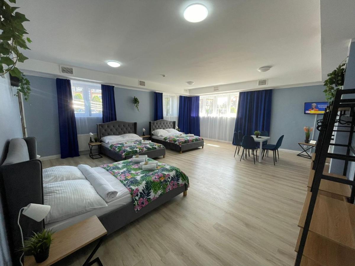 Great Polonia Ustka Bed & Breakfast Ngoại thất bức ảnh
