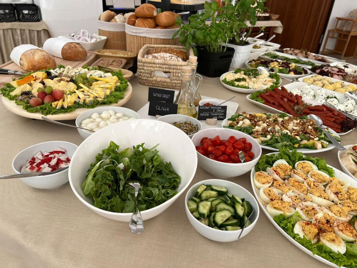 Great Polonia Ustka Bed & Breakfast Ngoại thất bức ảnh